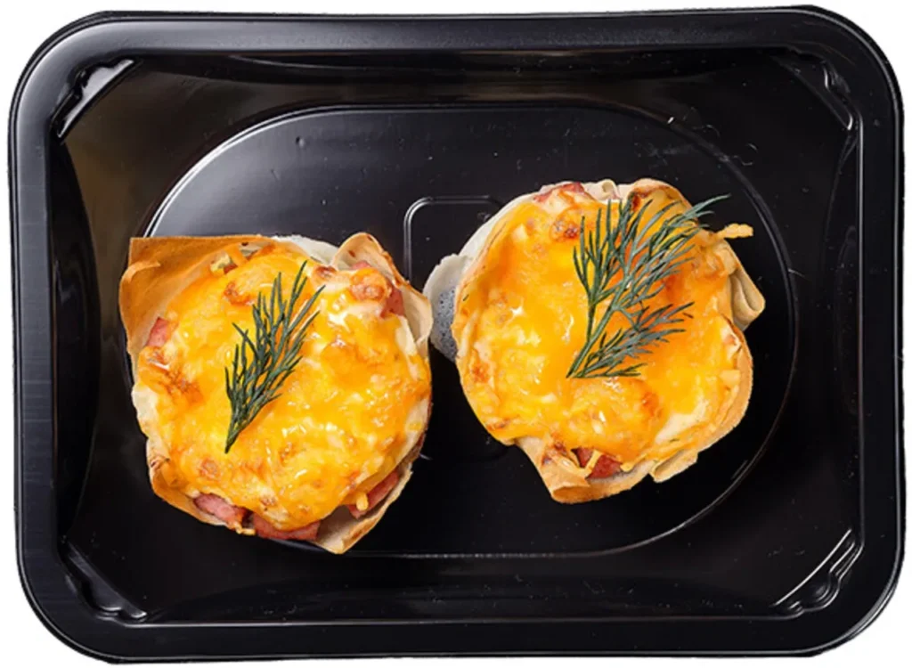 Яичный гратен с ветчиной фото